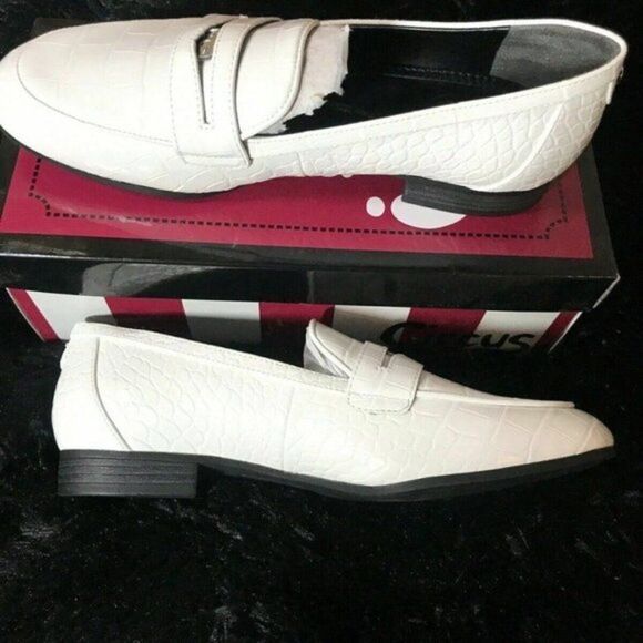 Circus Sam Edelman Hannon Penny Loafers White size 8 Y - Picture 1 of 9